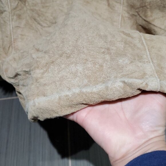 VINTAGE WILSON LEATHER COAT WITH FURRY COLLAR AND TRIM SIZE SMALL - Picture 11 of 12